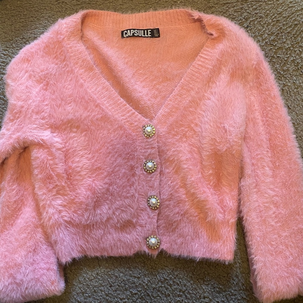 Fuzzy Sweater - Picture 4 of 4